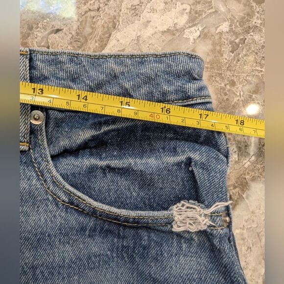 Free Assembly Women Cuff Jean Shorts Size 14 Rolled Blue Denim stretch Y2K Short - Picture 7 of 7